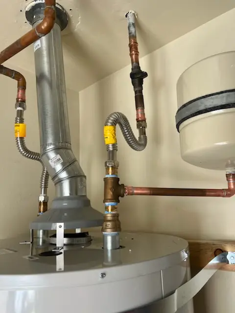 Water heater installation and plumbing repair in Windfall